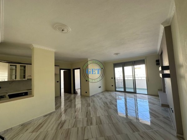 Durres, jepet me qera apartament 2+1+Ballkon Kati 6, 101 m² 260 € (Ish-URT, Durrës)