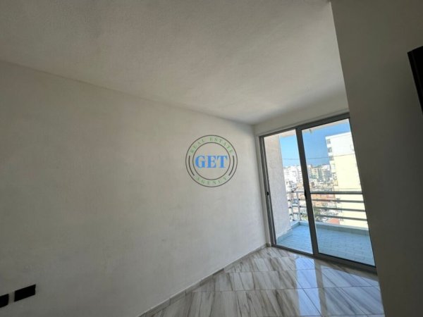 Durres, jepet me qera apartament 2+1+Ballkon Kati 6, 101 m² 260 € (Ish-URT, Durrës)