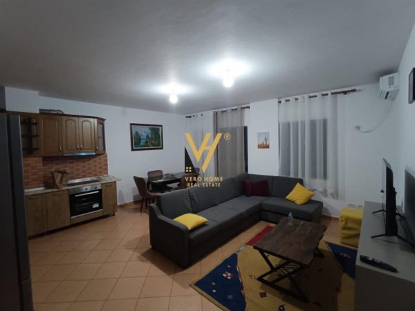 Tirane, jepet me qera apartament 2+1+Ballkon Kati 9, 100 m² 650 € (RRUGA SHEFQET MUSARAJ)