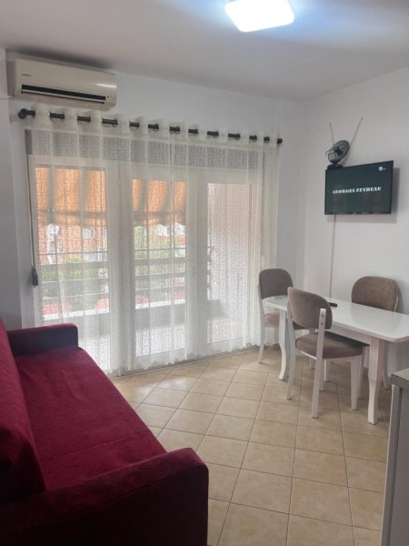 Tirane, shitet apartament 1+1 Kati 4, 60 m² 115.000 € (Rruga e Kavajes)