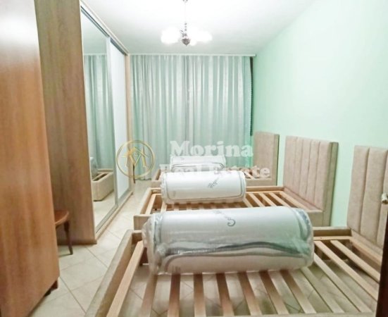Tirane, jepet me qera apartament 2+1 Kati 2, 90 m² 650 € (Sheshi Willson)