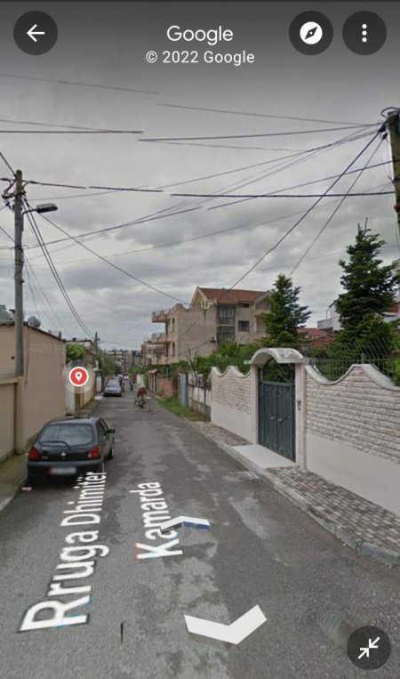 Truall per Pallat, Tirane