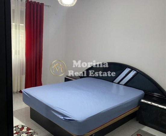 Tirane, jepet me qera apartament 2+1 , 75 m² 500 € (Oxhaku)