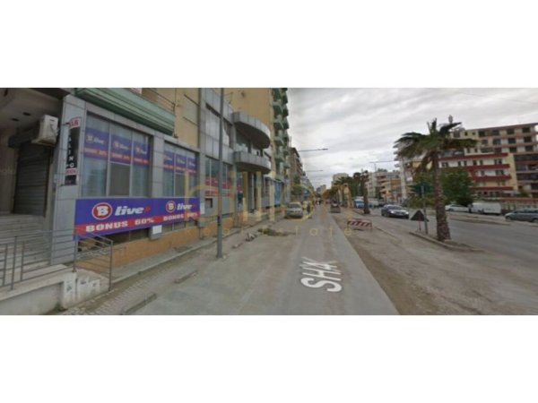 Durres, shitet lokal Kati 0, 155 m² 265.000 € (lagja 13, Durrës, Albania)