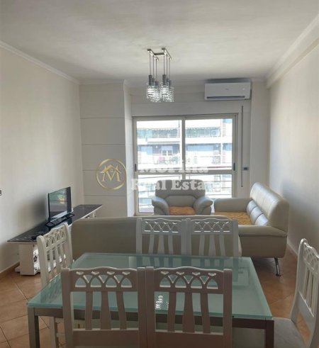 Tirane, jepet me qera apartament 2+1 Kati 9, 104 m² 600 € (Don Bosko)