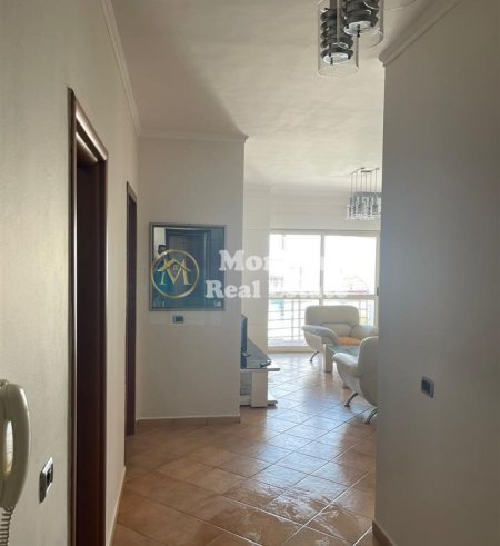 Tirane, jepet me qera apartament 2+1 Kati 9, 104 m² 600 € (Don Bosko)
