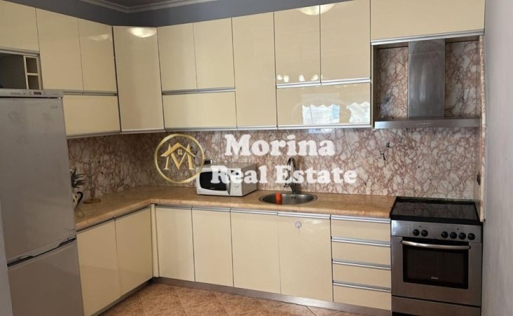 Tirane, jepet me qera apartament 3+1 , 120 m² 650 € (Rruga e Elbasanit)