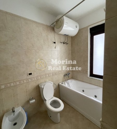 Tirane, jepet me qera apartament 2+1 Kati 2, 145 m² 800 € (Blloku)
