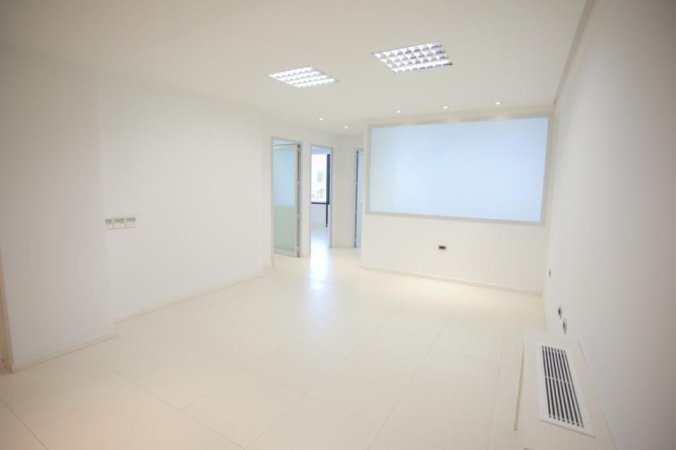 Tirane, shitet ambjent biznesi , 103 m² 340.000 € (Stadiumi Air Albania)