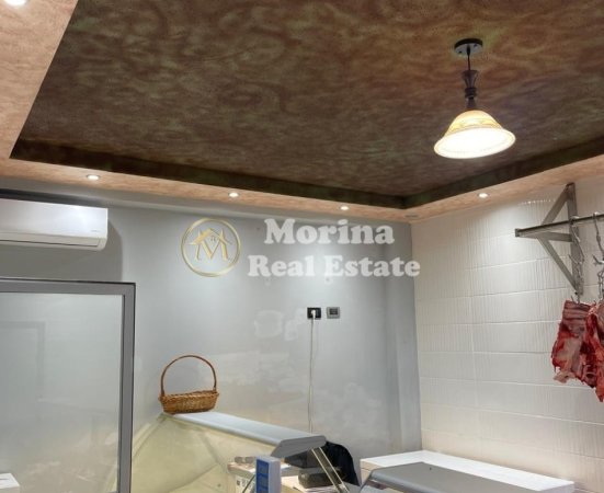 Tirane, shitet dyqan Kati 1, 25 m² 68.000 € (Komuna e Parisit)