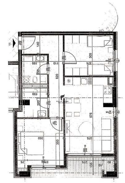 Tirane, shitet apartament 2+1+Ballkon Kati 3, 93 m² 122.000 € (ISH FUSHA AVIACIONIT)