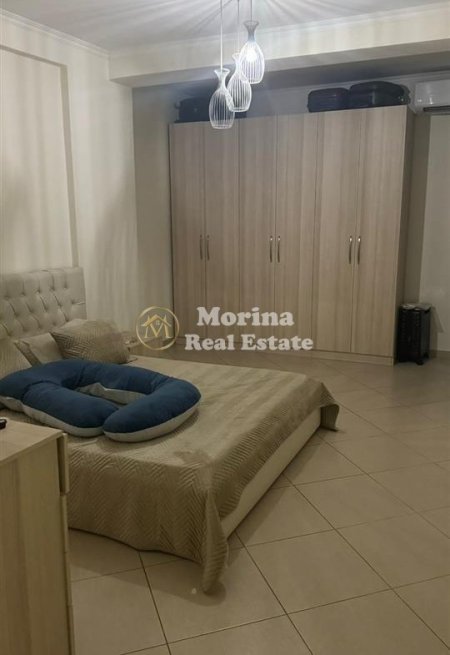 Tirane, jepet me qera apartament 2+1 Kati 3, 120 m² 700 € (Komuna Parisit)