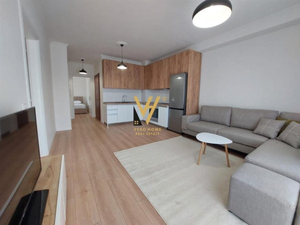 Tirane, jepet me qera apartament 2+1+Ballkon Kati 10, 85 m² 600 € (QYTETI I STUDENTIT)