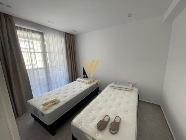 Tirane, jepet me qera apartament 2+1+Ballkon Kati 3, 100 m² 1.000 € (BLLOKU)