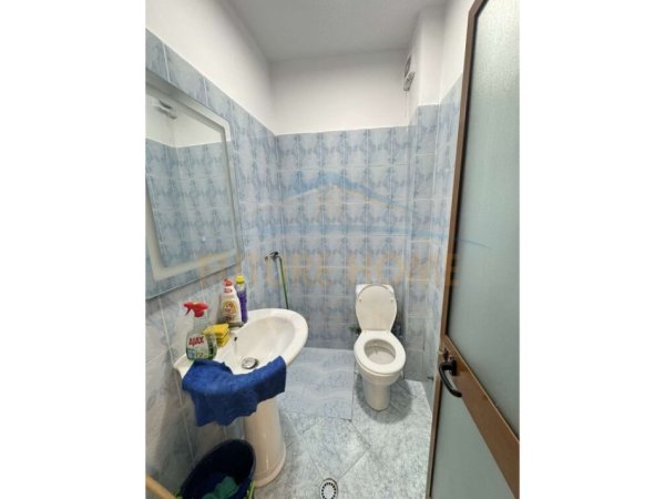 Tirane, shitet apartament 2+1 Kati 3, 102 m² 132000 € (UNAZA E RE)