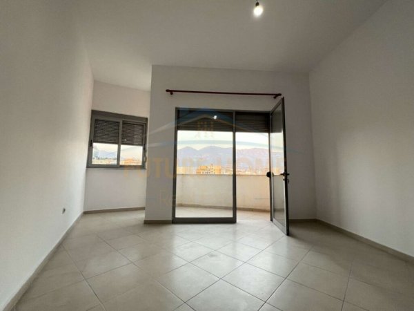 Tirane, shitet apartament 2+1 Kati 7, 117 m² 280.000 € (QENDER)
