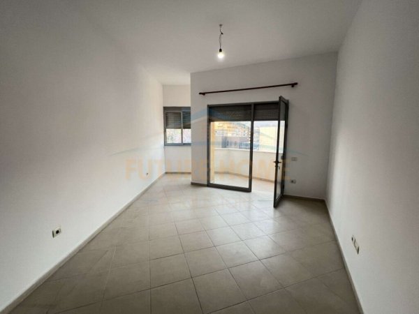 Tirane, shitet apartament 2+1 Kati 7, 117 m² 280.000 € (QENDER)