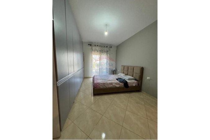 Tirane, shitet apartament 1+1+Aneks+Ballkon Kati 2, 100 m² 127.000 € (Astir)