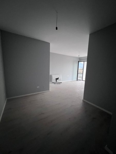 Tirane, jepet me qera apartament 2+1 Kati 3, 96 m² 500 € (STACIONI TRENIT)