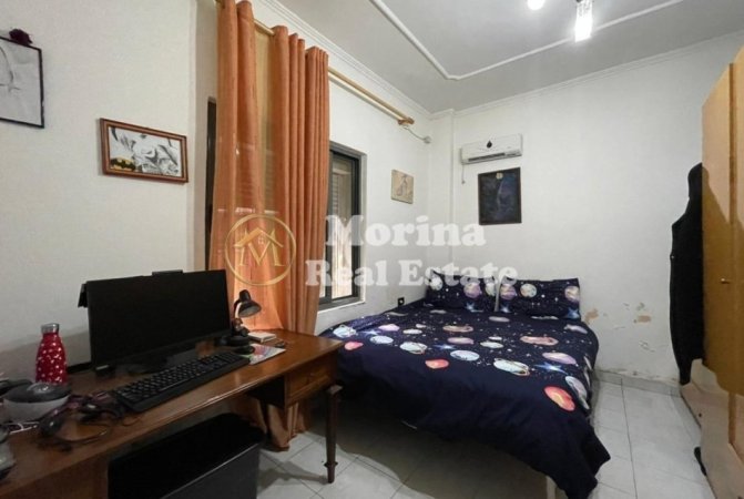 Tirane, jepet me qera shtepi 3+1 Kati 1, 106 m² 450 € (Sauk)