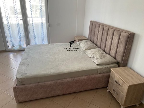 Tirane, jepet me qera apartament 3+1+Ballkon Kati 3, 140 m² 700 € (QYTET STUDENTI)