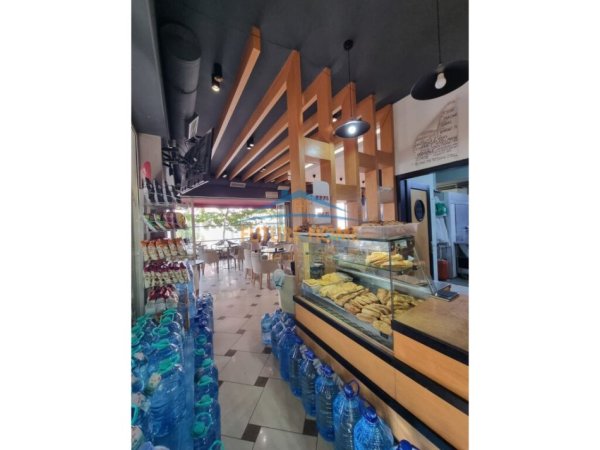Tirane, shes Shitet, Biznes, Bar Pasticeri Furre Buke, Rruga 5 Maj. 40.000 €