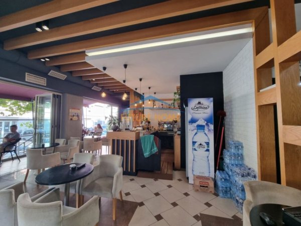 Tirane, shes Shitet, Biznes, Bar Pasticeri Furre Buke, Rruga 5 Maj. 40.000 €