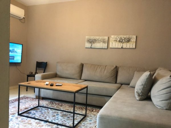 Tirane, jepet me qera 2+1+Aneks Kati 2, 85 m² 650 € (Qemal Stafa)