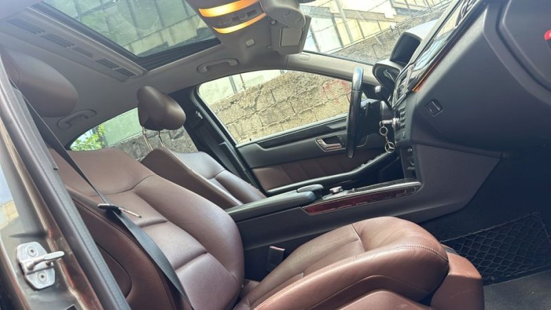Tirane, shes makine MERCEDES BENZ E-350 CDI PA TAKS LUKSI Nafte, gri e erret automatik Klima