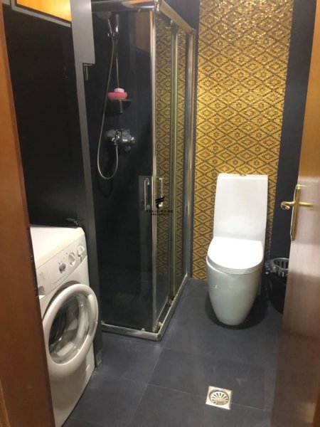 Tirane, jepet me qera apartament 1+1 Kati 4, 72 m² 600 € (KOMUNA E PARISIT)