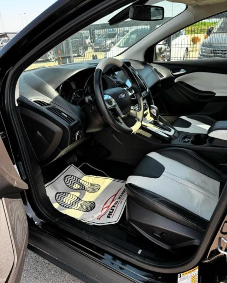 Ford Focus 2.0 Gaz + Benzin, Automatik 6300 €