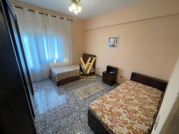 Tirane, jepet me qera apartament 2+1+Ballkon Kati 2, 85 m² 550 € (PAZARI I RI)