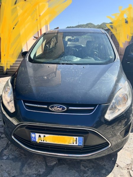 Tirane, shes makine Ford Grand C Max Viti 2011, 7.600 Euro