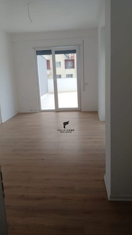 Tirane, shitet apartament 2+1 Kati 1, 100 m² 201.000 € (ASTIR)