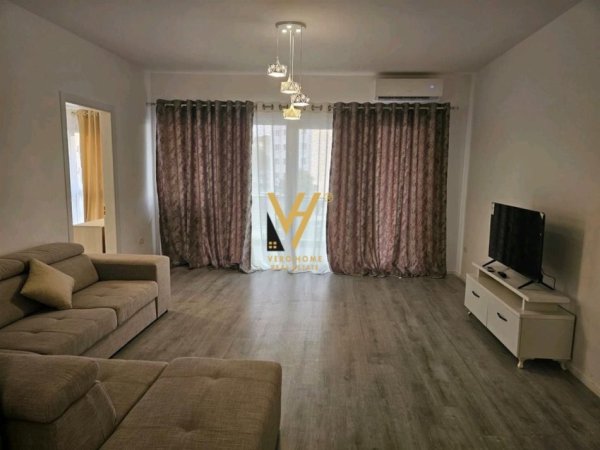 Tirane, jepet me qera apartament 1+1+Ballkon Kati 3, 75 m² 600 € (RRUGA 5 MAJI)