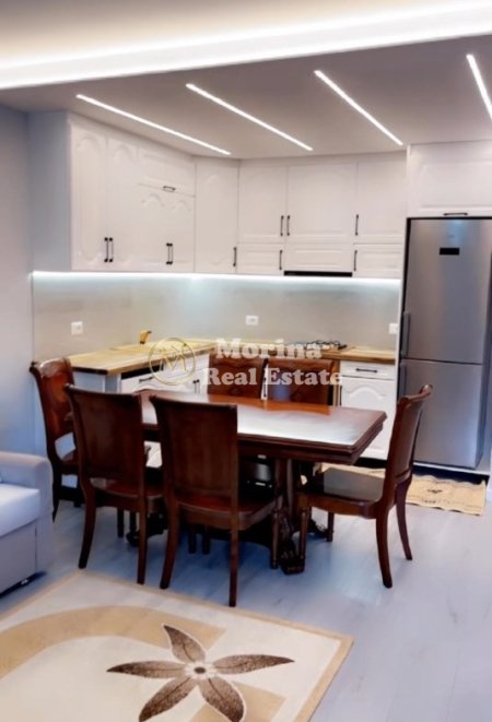 Tirane, jepet me qera shtepi 2+1 Kati 1, 75 m² 600 € (Siri Kodra)