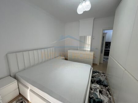 Tirane, shitet apartament 2+1 Kati 4, 77 m² (UNAZA E RE)
