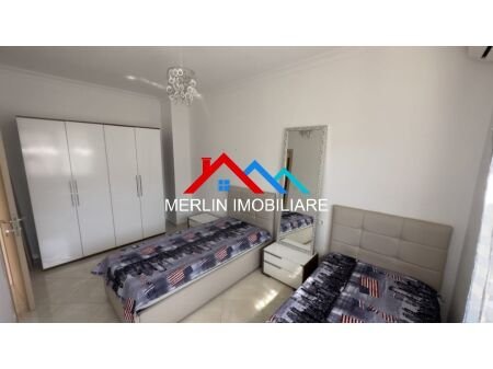 Tirane, jepet me qera apartament 3+1 , 220 m² 600 € (YRSHEK,Sadik Stavaleci)