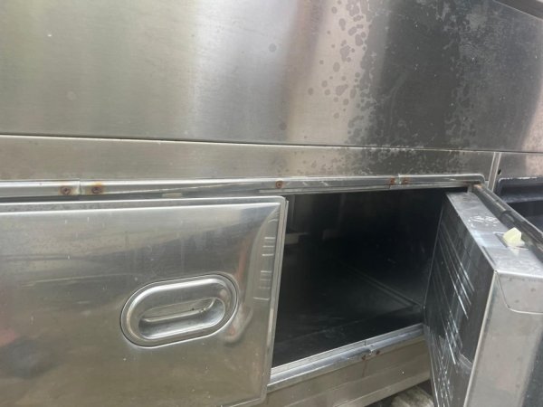 Fier, shes Frigorifer Zanussi per biznes
