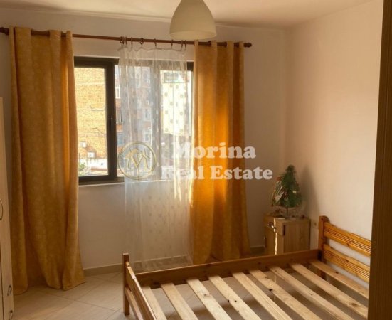 Tirane, jepet me qera apartament 1+1 Kati 3, 55 m² 450 € (Ali Demi)
