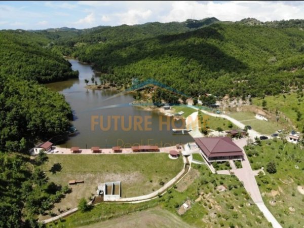 Durres, shitet Ferme per Agroturizem, 18.000 m² 2800000 €