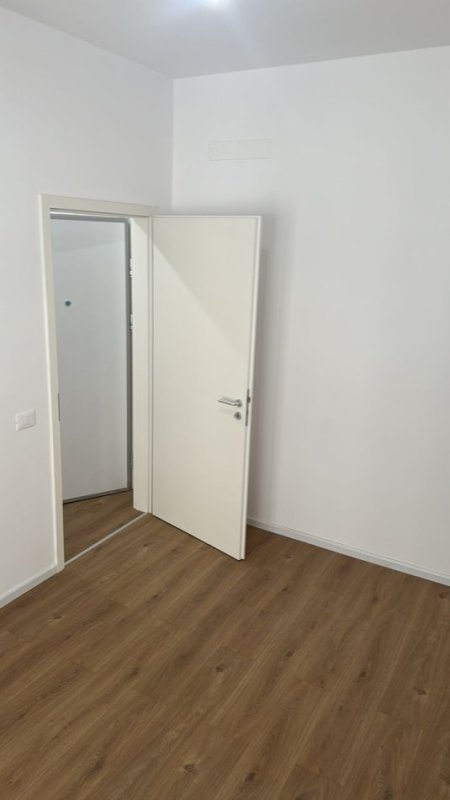 Tirane, jepet me qera apartament 1+1+Ballkon Kati 7, 60 m² 300 € (Ali Dem , rr. Pasho Hysa ( Rezidenca Kaimi))