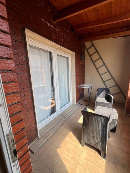 Tirane, jepet me qera apartament 2+1+Ballkon Kati 4, 75 m² 600 € (Rruga Dritan Hoxha)