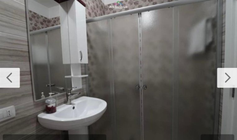 Tirane, jepet me qera apartament 1+1+Ballkon Kati 3, 66 m² 750 € (qender)
