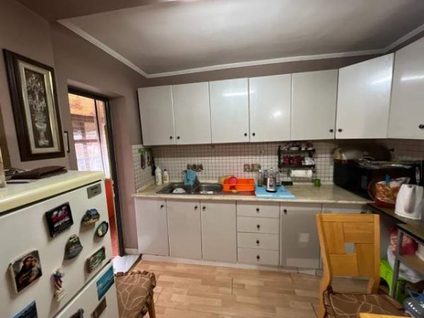 Tirane, shes apartament Kati 5, 117 m² 135.000 Euro