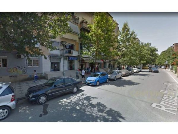 Tirane, shitet dyqan Kati 0, 62 m² 120.000 Euro (Myslym Shyri)