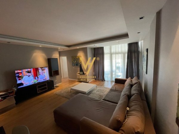 Tirane, jepet me qera apartament 2+1+Ballkon Kati 10, 130 m² 2.500 € (RRUGA E ELBASANIT)