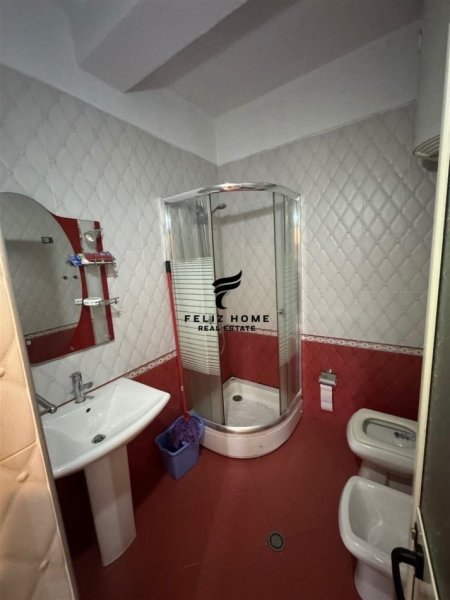 Tirane, jepet me qera apartament 2+1 Kati 6, 80 m² 500 € (STACIONI TRENIT)