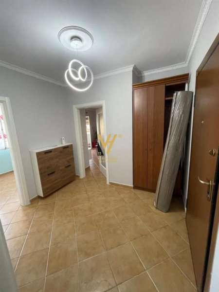 Tirane, jepet me qera apartament 2+1+Ballkon Kati 11, 90 m² 700 € (STADIUMIT AIR ALBANIA)