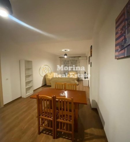 Tirane, jepet me qera apartament 2+1 Kati 6, 130 m² 500 € (Astir)